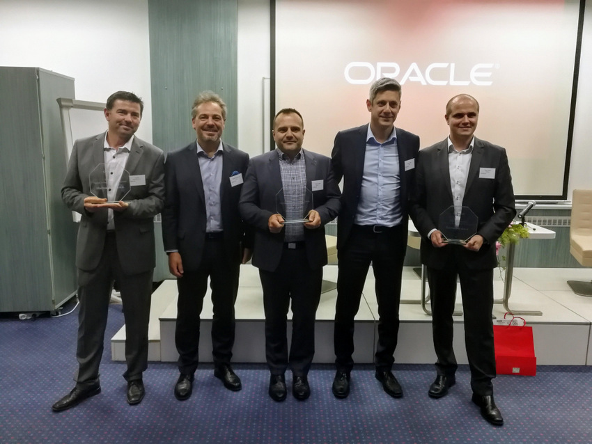 Novice - Oracle Četrti poti podelil glavno nagrado za uvajanje oblačnih rešitev