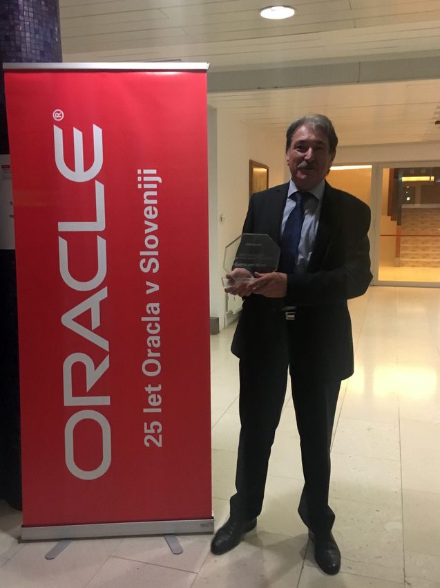 Boris Šolar z nagrado Oracle Cloud Transformation Partner of the Year 2017